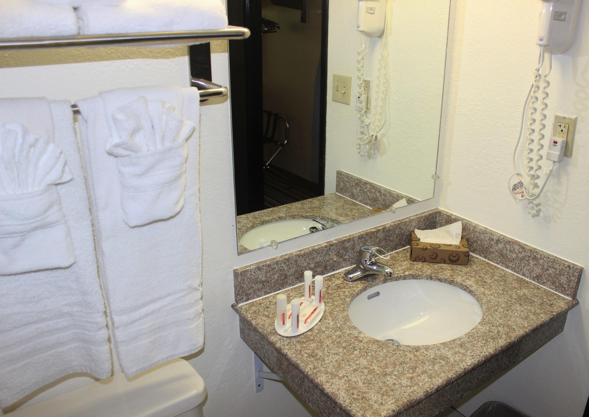 Super 8 By Wyndham Tuscaloosa Hotel Luaran gambar