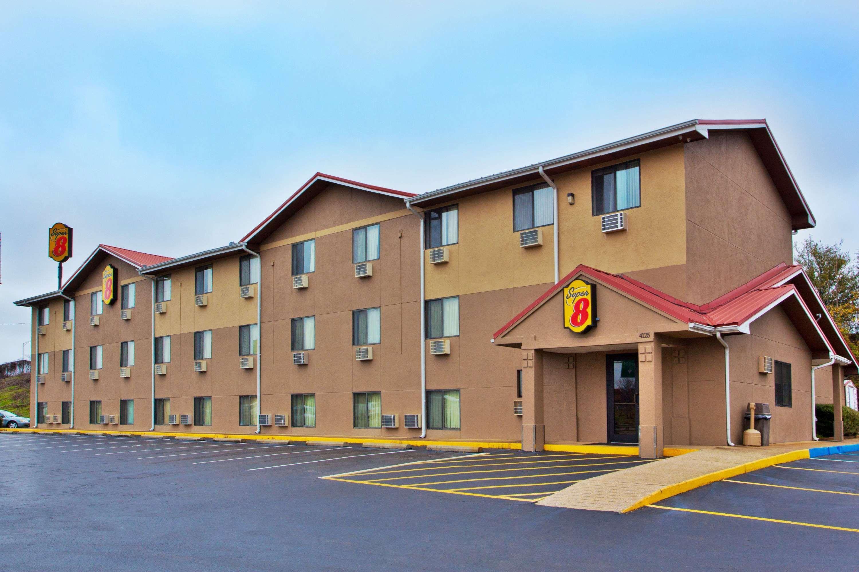 Super 8 By Wyndham Tuscaloosa Hotel Luaran gambar