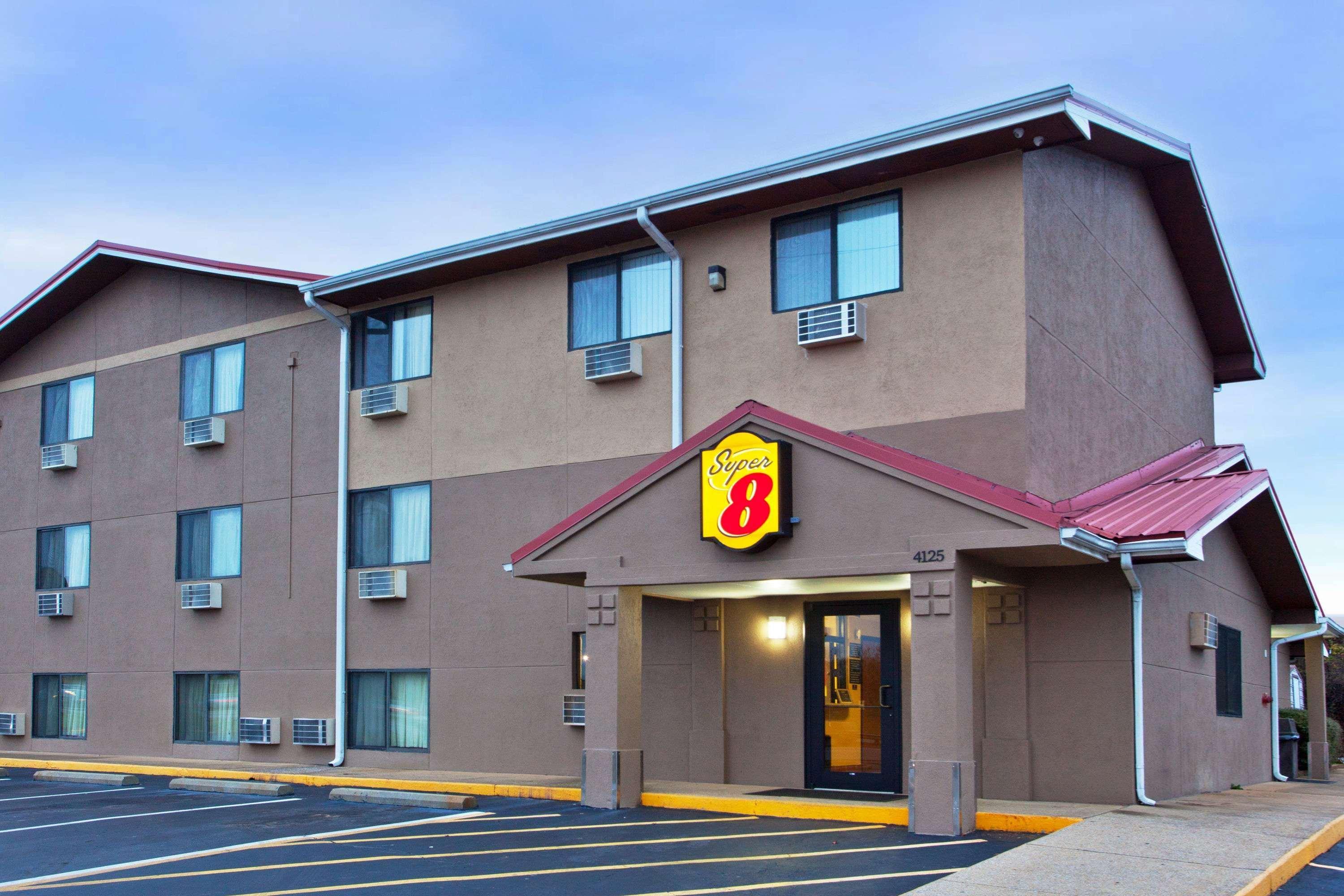 Super 8 By Wyndham Tuscaloosa Hotel Luaran gambar