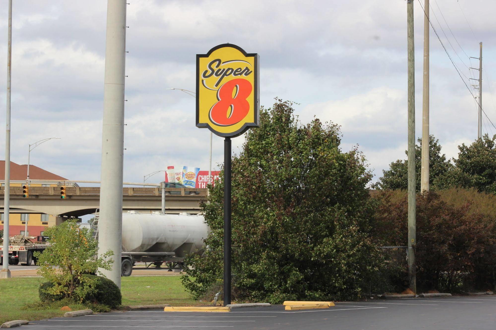 Super 8 By Wyndham Tuscaloosa Hotel Luaran gambar