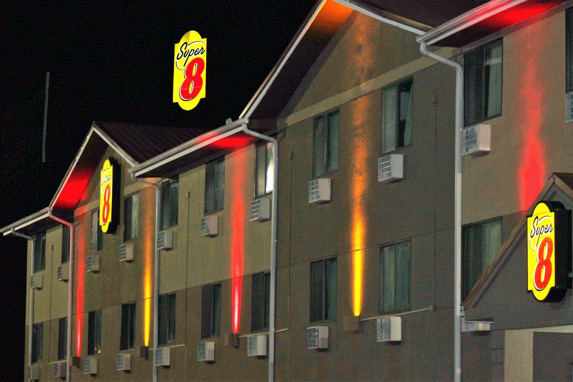 Super 8 By Wyndham Tuscaloosa Hotel Luaran gambar
